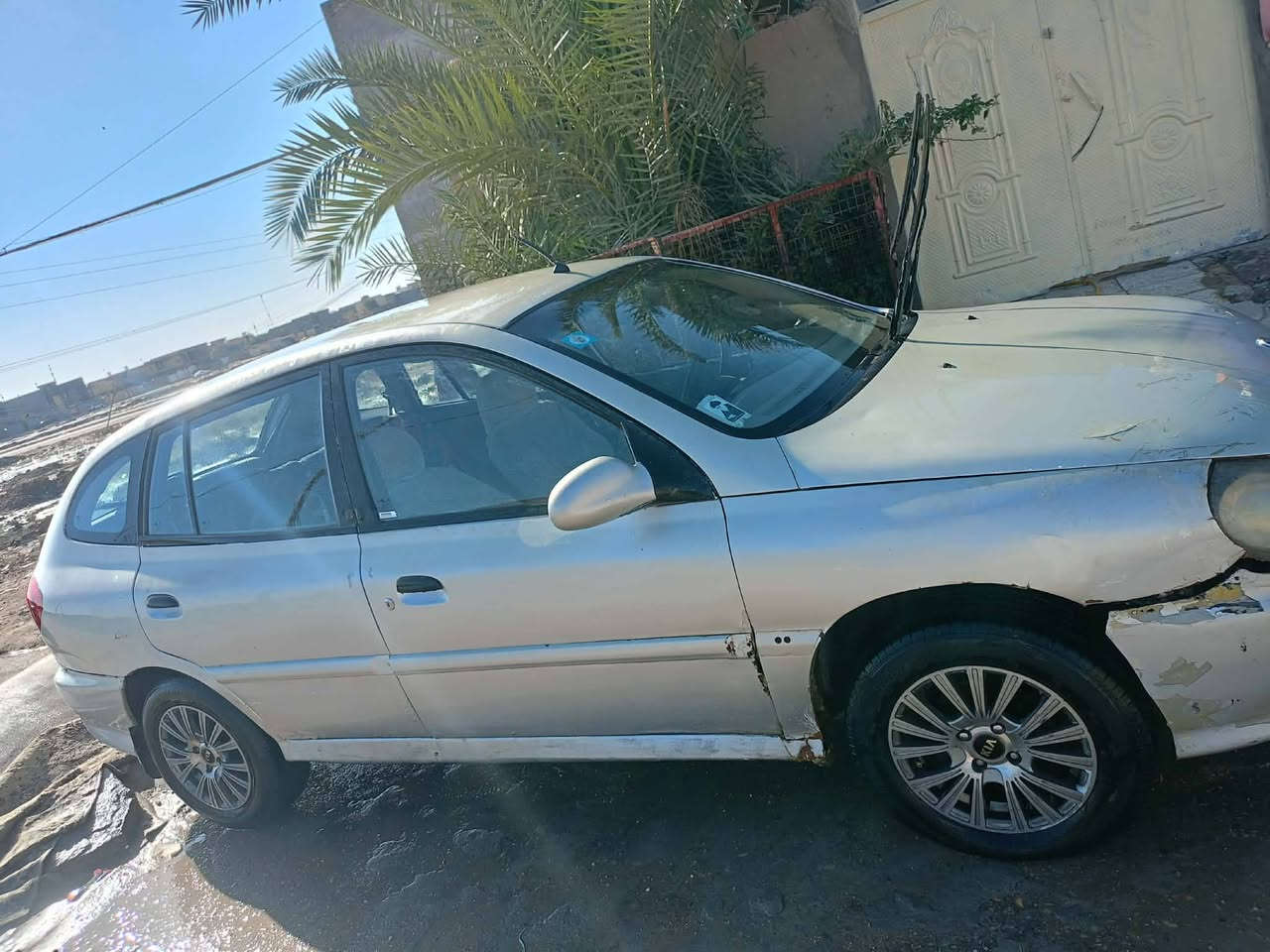 كيه ريو ستيشن موديل 2000سياره مرتبه عوزهه ترتيبات بسيطه جبنه مشط ستيرن وبيهه بدايه خيط بخار خفيف كلش خياسات مابيهه حداديه 80%100تواير تخم جديد باتري جديد غرفه جديده كهربآئياتهه كله شغاله  مداور ثاني يوم مكانهه سماوه قضاء الخضر   ب 17قفل
غير متواجد عالفيس ***********
