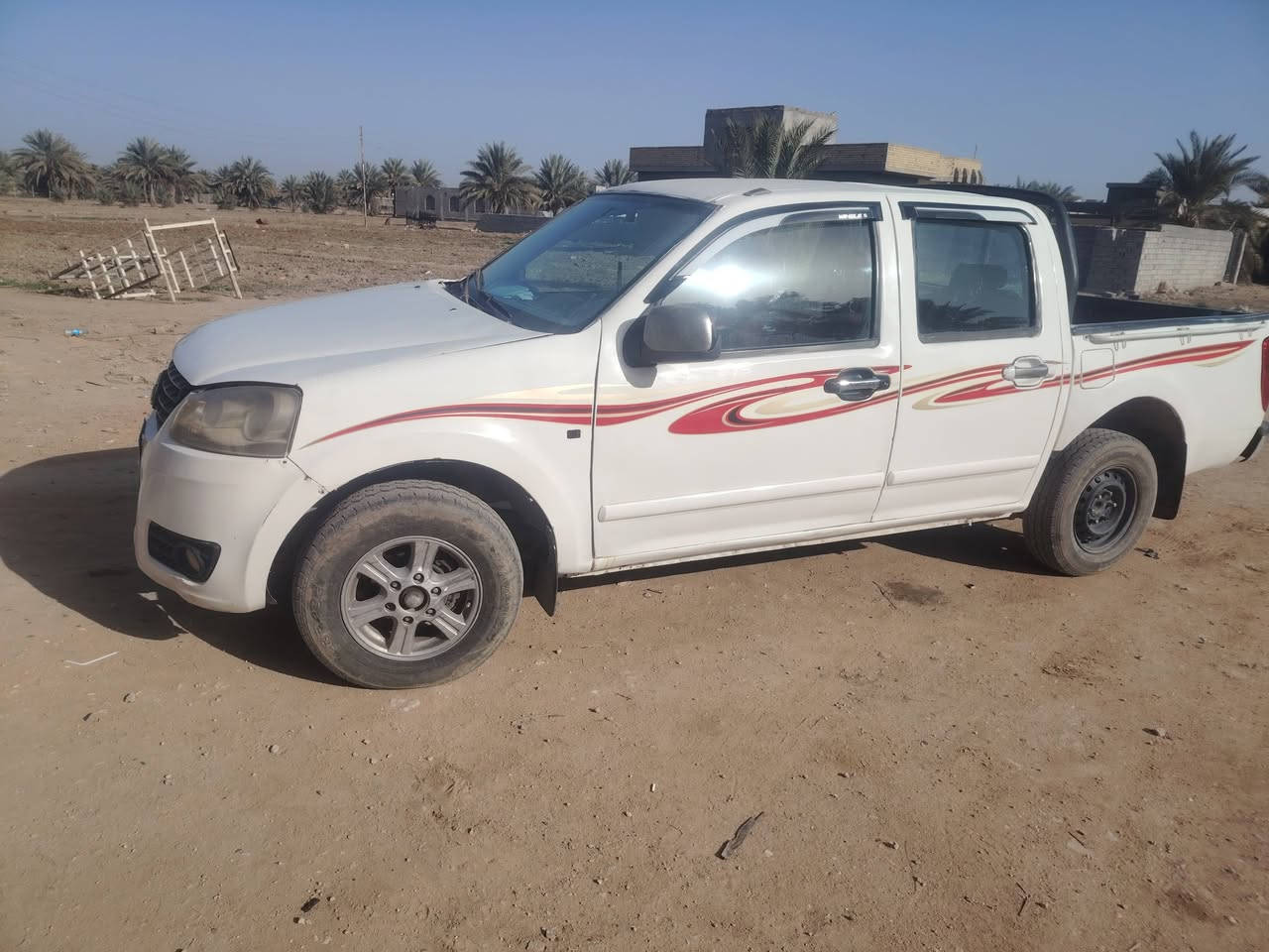 سلام عليكم كريت 2015  ويل بسمي سيار بيه صبغ يعني متجايه سياره حلوه حداديه كامل تحويل مباشر عنون بابل الحله السعر خاص رقم الهاتف ***********
