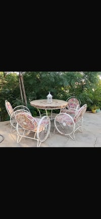 للبيع • راسلني