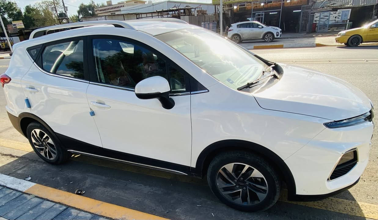 JAC  JS3 
2024
كفالة عامة بدون قطرة صبغ
محرك 1600 تنفس طبيعي(بدون تيربو)
كامرة خلفيه 
شاشة كبيره
تحكمات ستيرن
بصمة ابواب و بصمة تشغيل
كشنات جلد
كشنات تدفئة
لايت led امامي خلفي
إشاير بالمري
مري شفط
ماشية 31000 كم
السيارة بيه ضمان 6 سنوات من الشركة
العنوان بغداد الدورة
0773 163 0139
