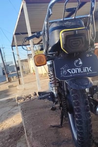 دراجه سيفان الموديل 24 كامله دراجه 07818182861 للبيع اذا اكو مراوس ارا...