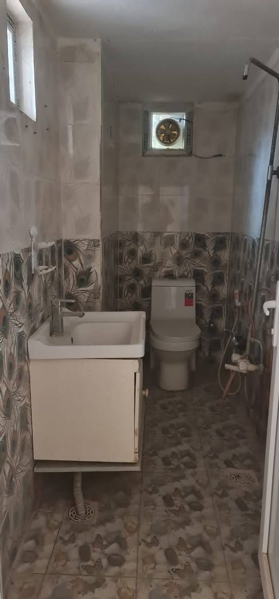 السلام عليكم مشتمل للايجار حي العسكري 
شارع 30مقابل حسينية البتول للاستفسار 
***********
