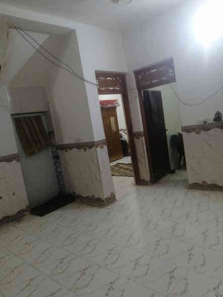 بيت البيع  ١٥٠ مترطابو صرف يتكون من غرفتين وصاله ومطبخ وستقبال مطلوب اسكان ٤٠ وبليد ٣٥ رقمي ***********
