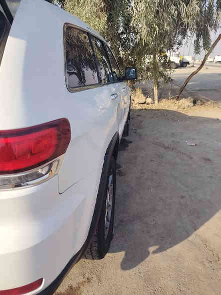 سلام عليكم ورحمة الله وبركاته
جيب لاريدو 2020 مكينه وكير مكفولات حدادة وتبريد مكفول السيارة ماشية 87 العنوان بغداد حي البتول قرب حي النصر مصبوغة حزام السيارة السعر 175 وبيها مجال
رقم الجوال ***********
