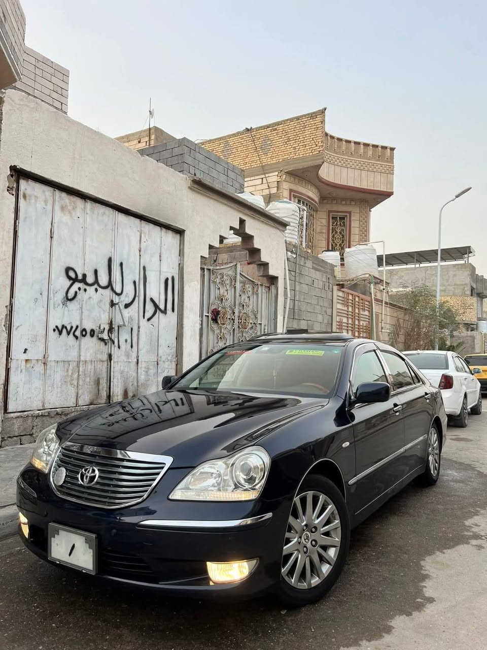 السلام عليكم ماجسته حاويه سيارة جديده تحوير نجف٢٠٠٧سياره كفاله عامه  سعر 85وبيه مجال مكاني بصره رقم هاتف ***********
