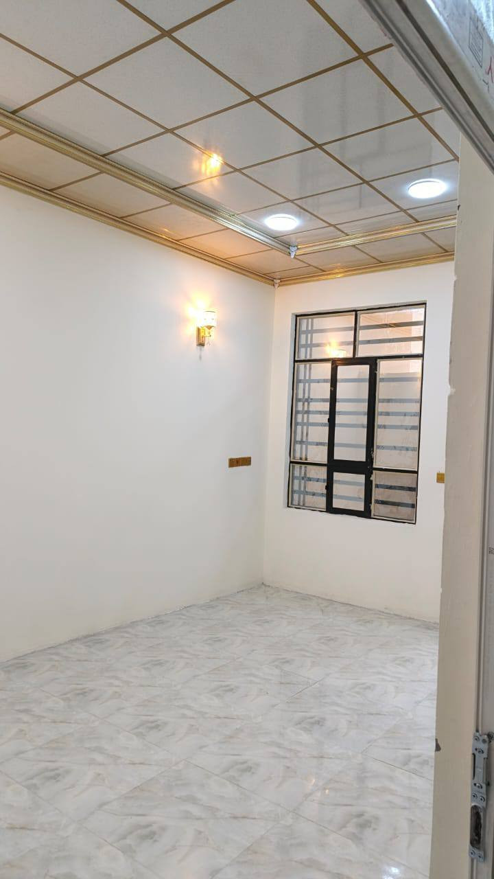 دار للبيع المساحه 100 متر طابو زراعي سند 25 العنوان تحرير الحولى قطع محمد ليله بيت جديد غير مسكون بي  جزء الثاني خدمات كامله ماء كهرباء مجاري تبليط السعر 55 بي مجال بصيط شراي يتصل ***********
