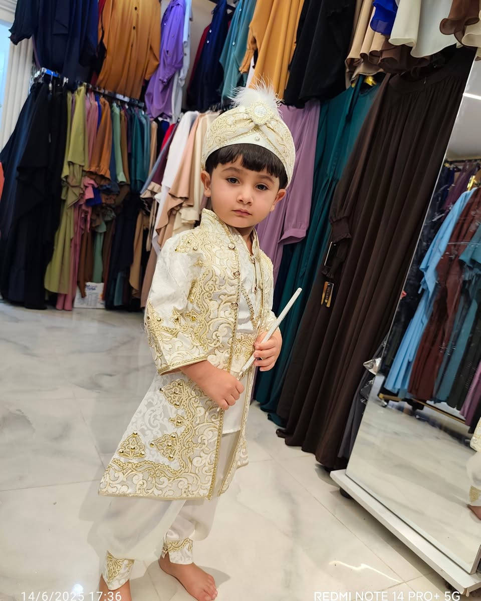 #كركوك #العراق🇮🇶 
زي طهور سلطاني و صول  موديلات جديده 
كل الوان ...قياس 1..2..3..4
5 سنوات
متوفر خدمة توصيل لباب بيتكم
للحجز او استفسار
*********** ع هذا رقم
