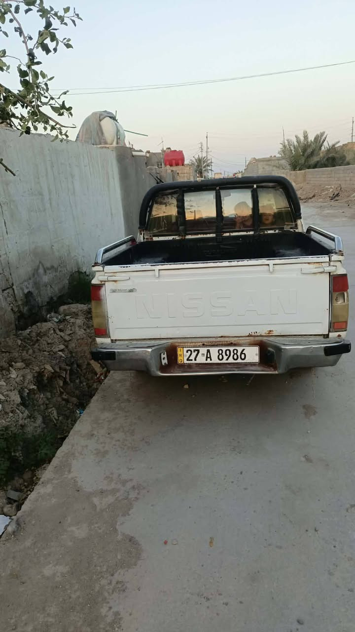 لبيع نيسان 90 تماتيك سياره نضيفه مال جناي المكان الناصريه قضاء الدوايه سعر 35 🔒 ***********
