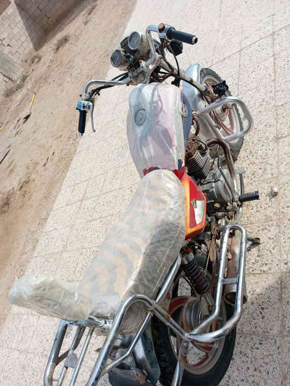 سلام عليكم تايموته كلك  الموديل 18 سعر 300مكاني شطره***********
