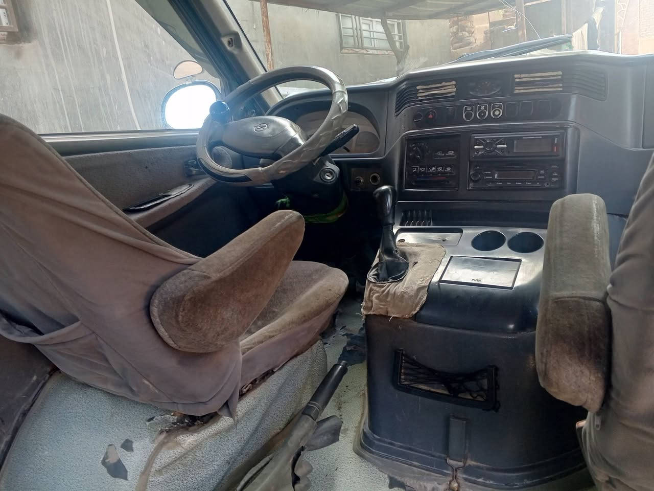 ستانه عشره مكفوله مكينه وكير وحداديه وتاير كله جديد داخل نضيف مديل 96سنويه ساقطه ***********
