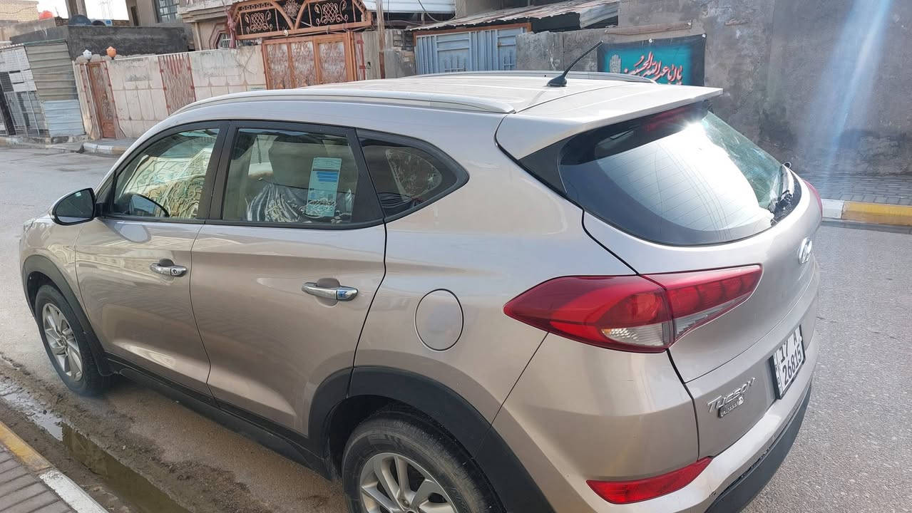 توسان خليجي بنيد مبدل وتصليح جاملغ عكس السائق موديل ١٧ الفيديو والصور للتوضيح مواصفات نص فول السياره بسمي والرقم مثنى ومكان السياره سماوة والسعر ١٥٣ وبيه مجال قليل حك الجيه والسياره نعمة من الله حداديه ومحرك وتبريد بيع فقط ورقمي ***********
