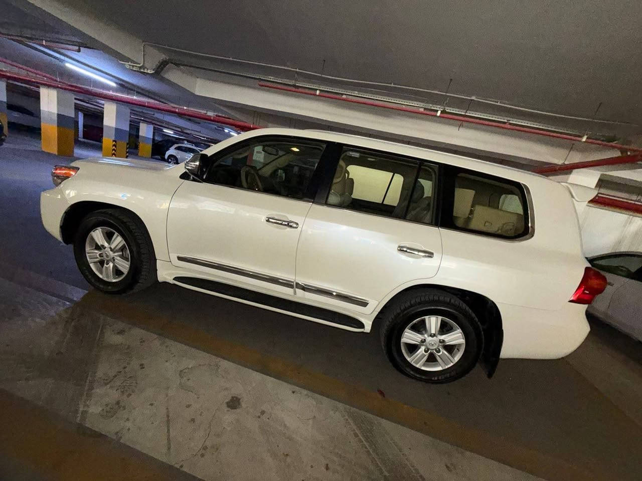 تۆیۆتا لاندکڕۆز 2015 مواسەفات gx
138 هەزار کیلۆمەتر ڕۆیشتووە 
بونیدی بوياخ استورە 
دەرگای لای سايەق گوراوە بە شە ریکە
دوسەو پە نجا مەسرە فی نییە
لوک لوکە سە يارە کە ئی مەعرەز نییە
بە ناوی خومە وە یە

سـعـر : لە کۆمێنت داوابکە ڕاستەوخۆ بۆت دێت 📥 

گێر و مەکیەنەی بەشەرت 
هیچ کێشەیەکی تێدا نییە 

ژمارەی خاوەنەکەی 
***********
