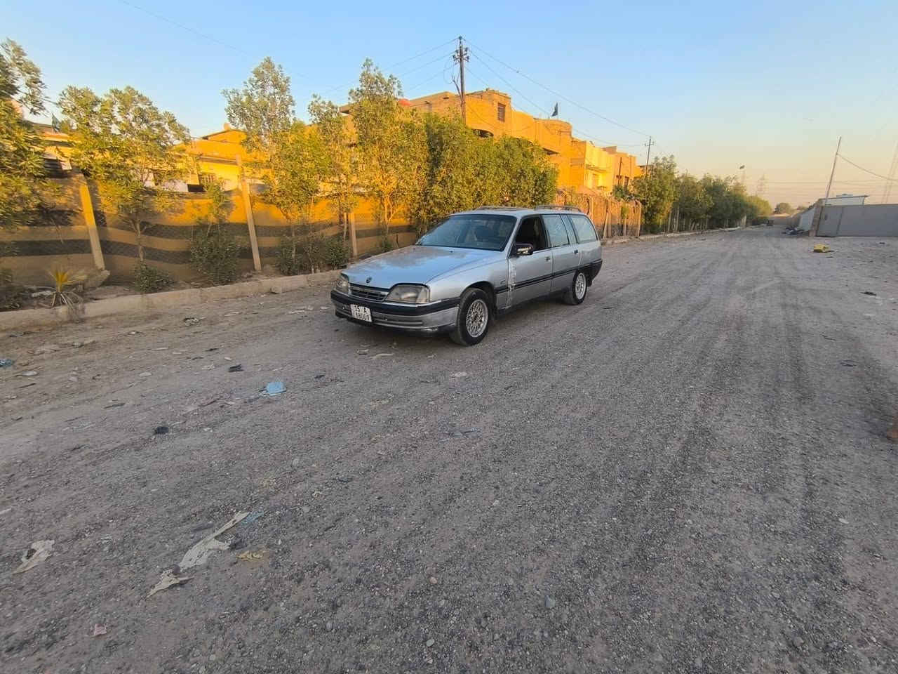 للبيع اوبل اوميكا ستيشن رقم انبار نكليزي سنويه لغاية 29 هزه جديده سعر 28 موبايل *********** مكاني بغداد سياره محرك وكير اوتو ماتيك لاظربه ولا تبديل تخم تاير كهربائيات كلها شغاله دواخل نظيفه حداده خلفي امامي نظيفه شواصي نظيفه بغداد, العراق
