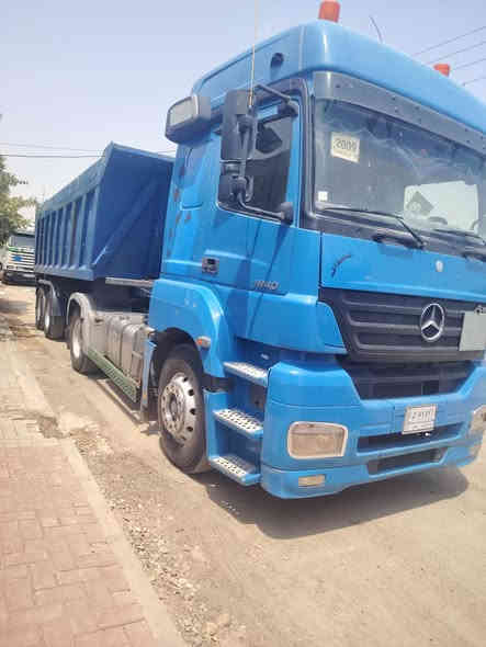 سلام عليكم للبيع نساف مايلر ٢٢ متر دنكرين دناكير مربع تخم تايرات جديد شرط بريك بونزات جديد شرط لا كلب ولا ميلان البودي رقم واحد جوه شغل هسع السعر ٨٨ وبيه مجال اتصل وتدلل *********** الشرقاط
