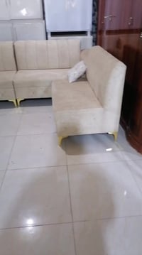 كنب • نضيف • دوميز