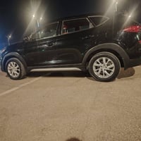 اخوتي توسان موديل 21 أمريكي لون اسود بيها حادث جاملغ السايق وحافة البن...