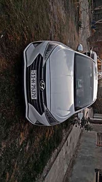 النترا 20 خليجي مكفول من ضربه وصبغ  وتبديل رقم بغداد باسمي فول مواصفات...