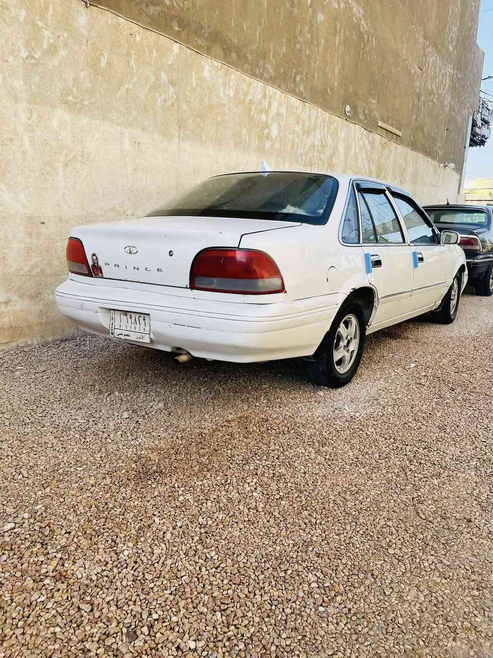 السلام عليكم 
للبيع برنس 
موديل1996
محرك مفتوك جيد 
كير اوتماتيك 
تبريد شغال 
السعر 32$بيها مجال بسيط
مكان السيارة الرمادي التأميم 
الأتصال ***********
مكلف بالنشر
