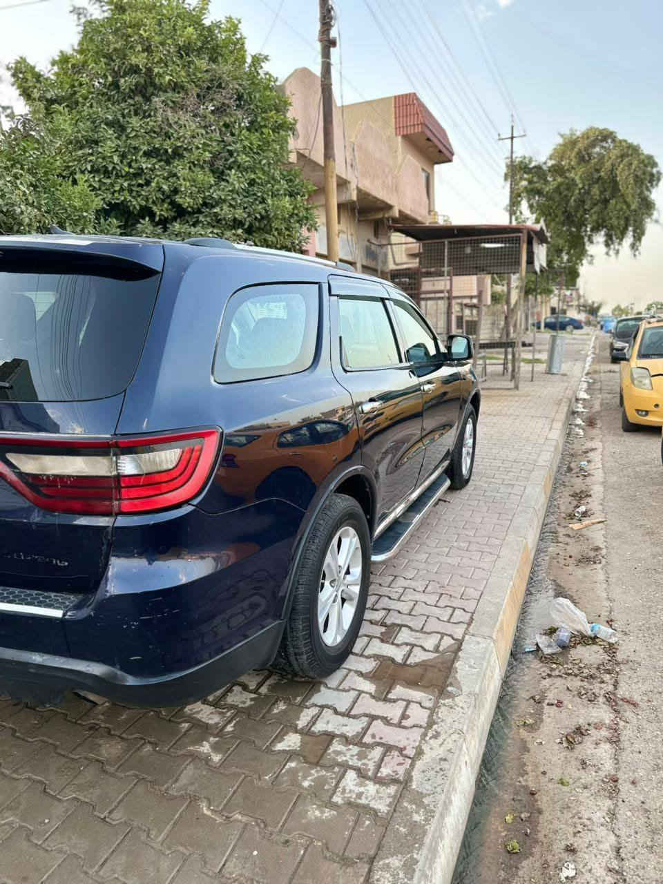 اسلام عليكم شباب دورنكو للبيع موديل ٢٠١٢ سيارة فول منعدة سلايت سيارة غاز بانزين مشروع وطني مكان كركوك ضرر اربع قطع صبغ مندون تبديل ولا قطعة مبدلة محدثهة ٢٠٢١ سيارة جديدة تخم تاير كير مكينة تلاثة ٣
وستمية كلة جديد تبريد مسوي جديد تدفئة خير من الله سعر ١٥٠ بيهة مجال قليل اني اطيك أحزام بس هنة بس اربع قطع شراي يتصل علرقم *********** مامتواجد علنت
