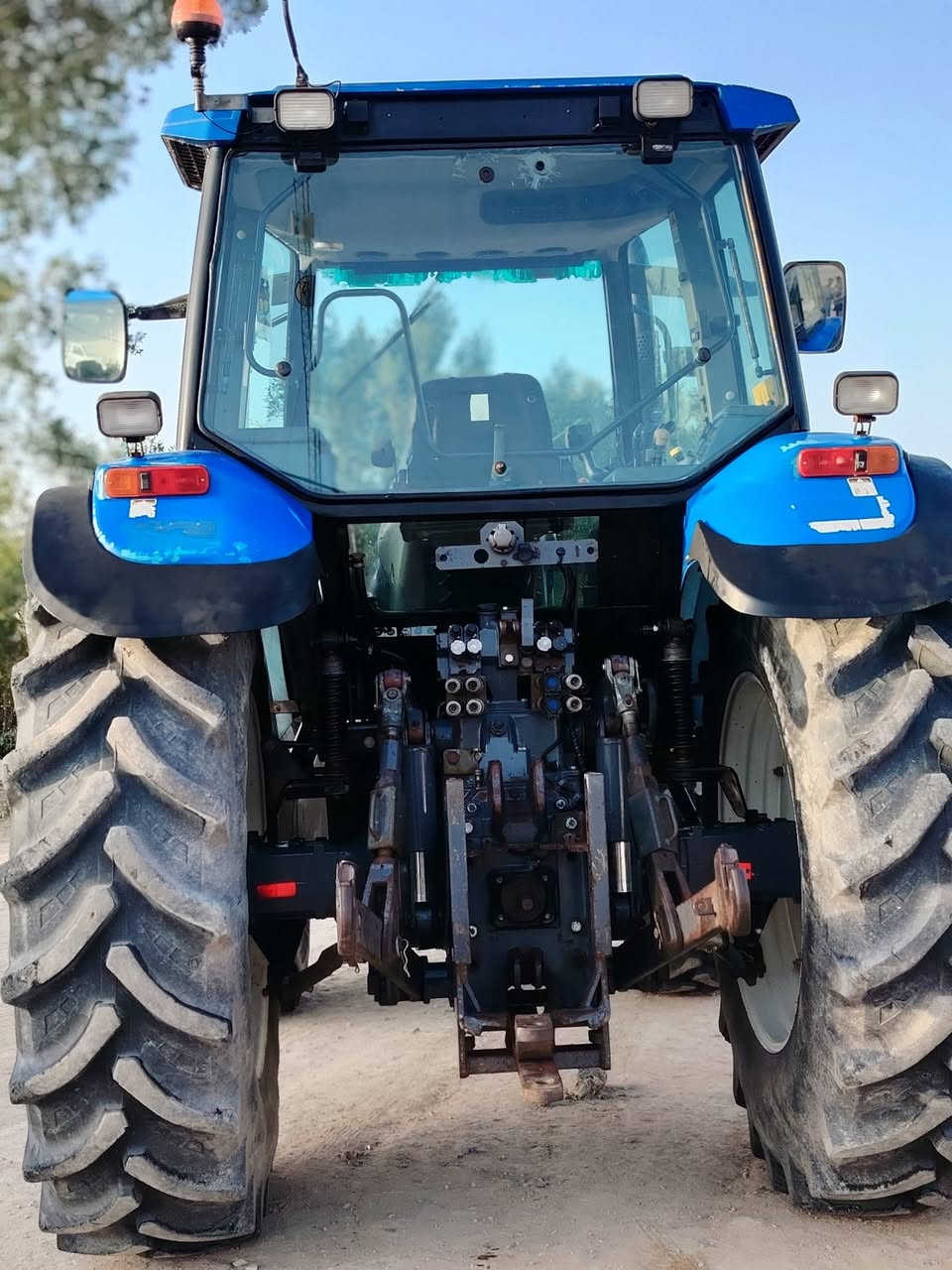 سلام عليكم
للبيع مكينه نيو هولند حجم ١٥٠ موديل ٢٠٠٢ رقم دهوك مكفوله كفاله عامه برغي مامفتوح عدا المحرك فول مواصفات اكسل صينيه دوار فخاذ اماميات تخم تاير الاصلي كير محرك اكسلات خير من الله المكينه مال جناي السعر اتصل ***********
