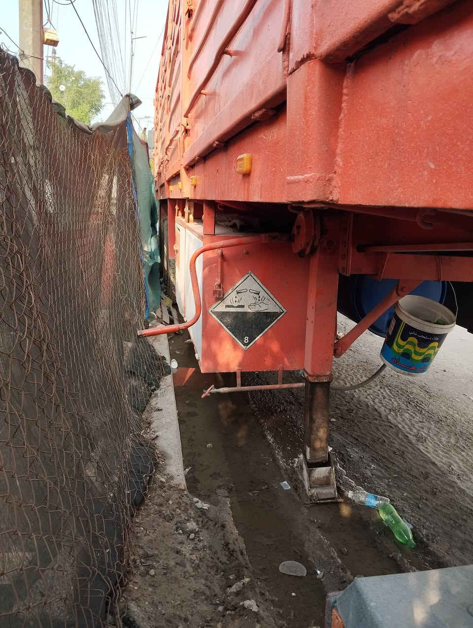 سلام عليكم للبيع عربانه سكندريه طول 12 او60 دناكير 16 تخم تاير بريك هوه كهربائيات  شغاله مكان دنكير رابع موجود صفاح ارتفاع مترين مكفوله من فطر سعر 110 بيه مجال للشراي عنوان بغداد الشعب ***********
