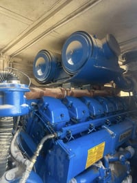 بيركنز 4012  البيع طافي  07721106534