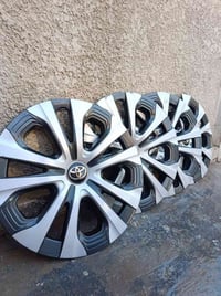 كبات كورلا هايبرد للبيع السعر 50الف تخم كامل 07831196936