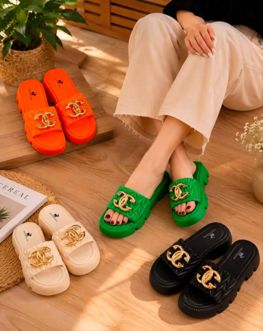 شحاطة H فوم موديل الصيف 👡✨
✅ خفيفة كلش كأنها مو موجودة بالرجل
✅ نعل طري ومريح للبيت والطلعات السريعة
✅ الألوان المتوفرة: بيج، وردي فوشي، أبيض، بني، أسود
✅ القياسات: من 37 للـ 41

السعر: 10 آلاف دينار فقط 🔥
توصيل بغداد 5 آلاف |

العرض محدود والكمية قليلة
للحجز السريع دزي "اللون + القياس + العنوان" خاص 📩

أي لون تحبين؟ الوردي ماخذ العقل 😍👇


**إذا كنت صاحب هذا الإعلان وتريد حذفه لأي سبب، رجاءا أرسل رسالة إلى الدعم الفني**