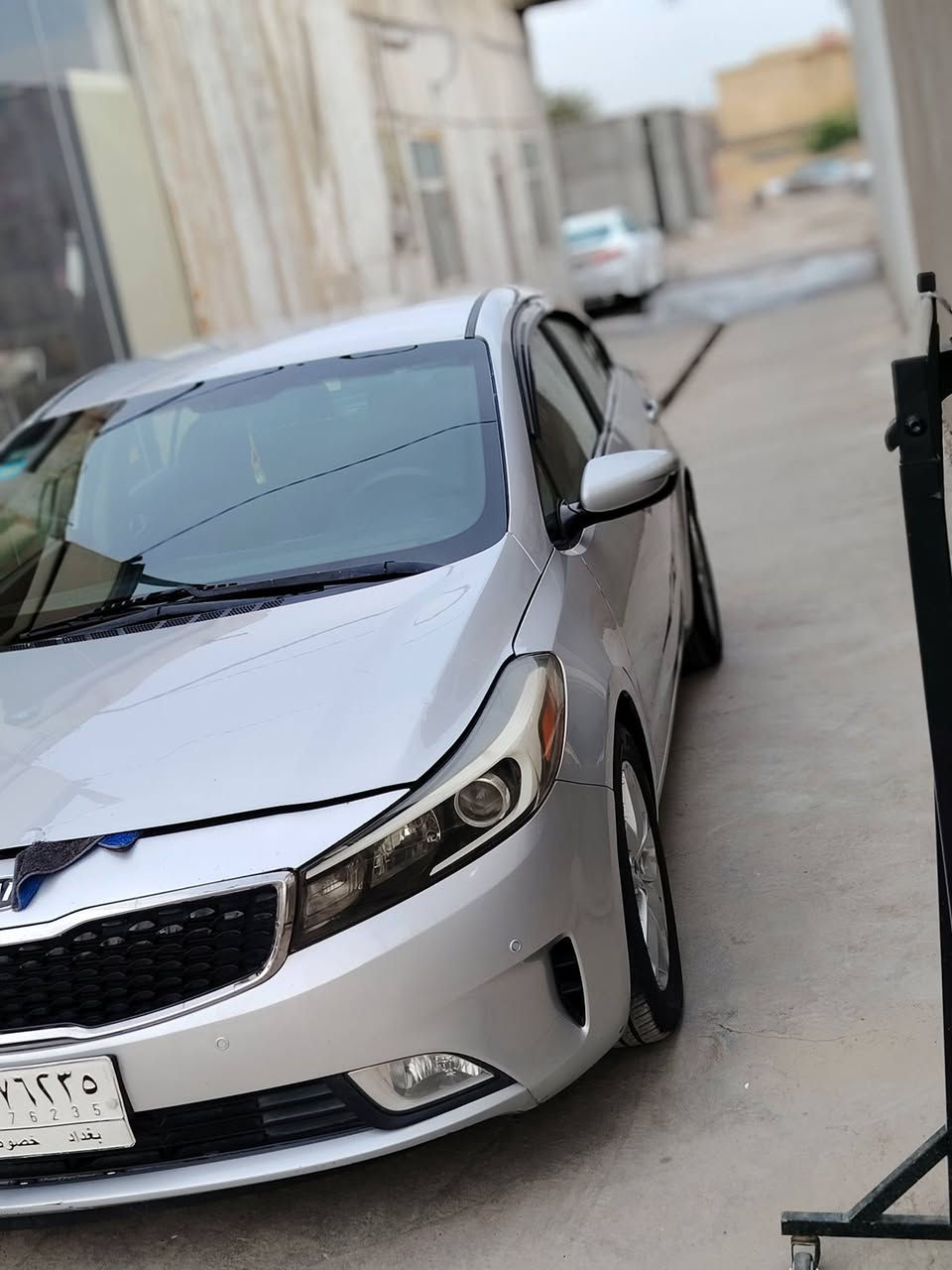 سلام عليكم عندي فورتي موديل 17وارد أمريكي بيه اربع قطع صبغ السعر115بيه مجال مكاني كربلاء المقدسه ***********
