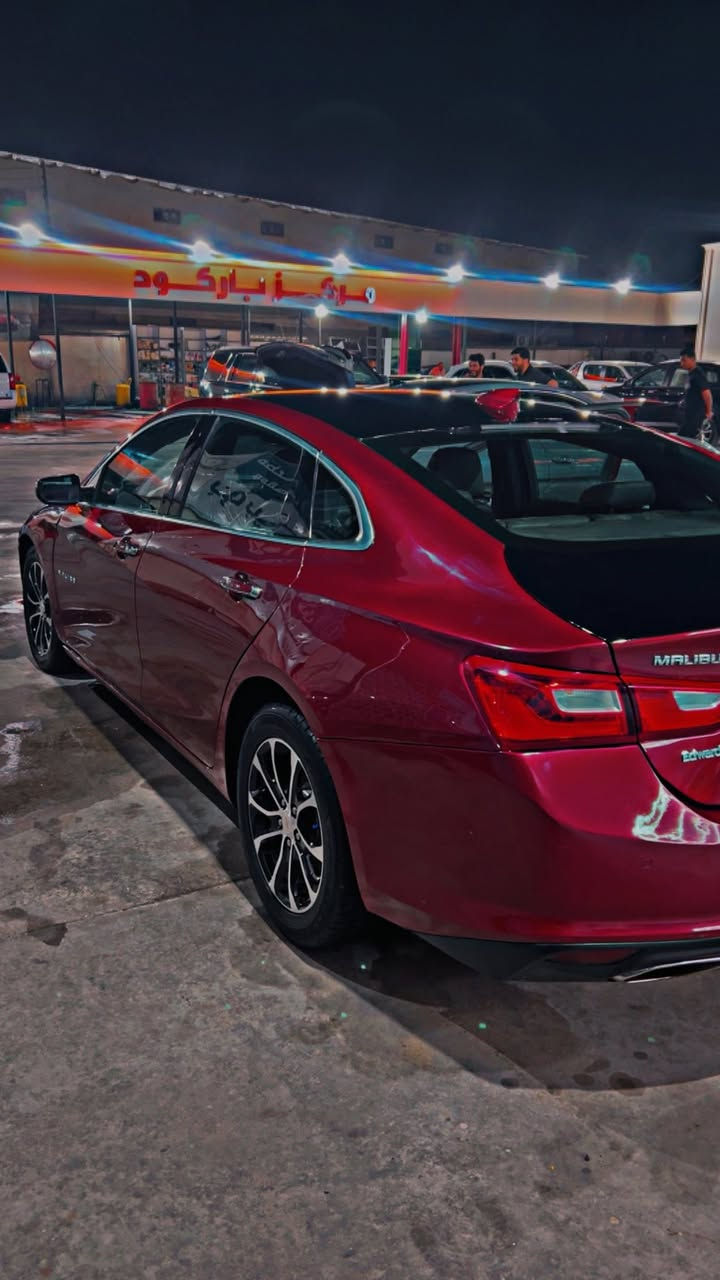 السلام عليكم سياره ماليبو للبيع مديل 2017برمير مكينه  2000تيربو سياره نضيفه كلش مكينه كير تبريد 100% تدفئه تبريد بلكشنات تدفئه بلستيرن كشنات كهربائي حادثه جاملق وبنيد السعر 110وبيه مجال اي ستفسار واتساب ***********
