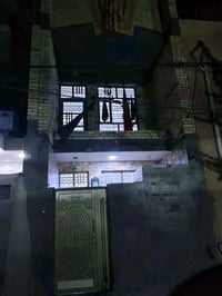 نصف قطعة للبيع طابقين ونص بناء حديث ٢٠٢٥ مدينة الصدر قطاع ٦٢ مقابل مصر...