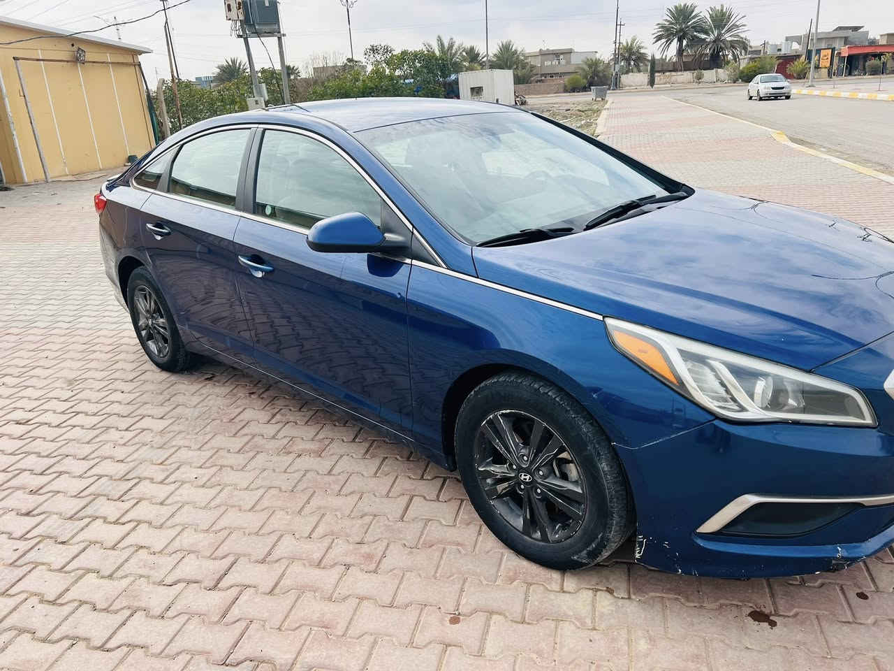 السلام عليكم ورحمة الله
سوناتا 2016
رقم سليمانيه لل31 هزه جديد تحويل ثاني يوم 
محرك وكير وتبريد وتدفئه كله بالشرط 
محرك 2400 Jbi مفتوح تبديل گازگية (عشان الدونز) شرط ما تسمع دوانز 
السياره جاهزه من كلشي 
الضرر :جاملق خلفي وباب خلفي اليسار 
شرط ماكو اي داخل والباقي مكفل 
السعر 118 وبيها مجال قليل 
للاستفسار اكثر *********** 
  *********** العنوان قضاء العلم
