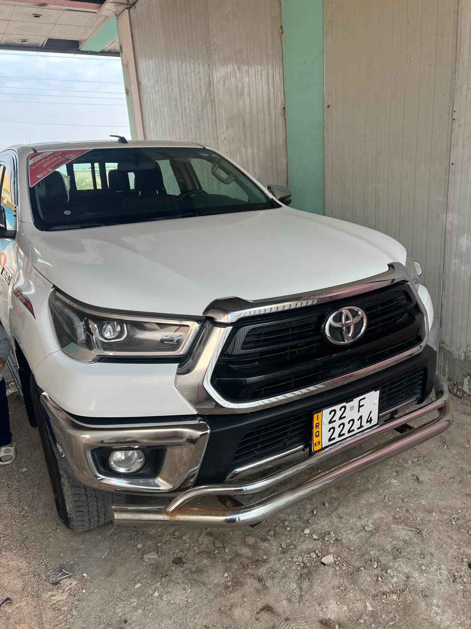 السلام عليكم
هايلوكس 2023  فور ويل بانزين 
ساز فول مواصفات 
بصمه 
تبريد كشنات 
قطعتين تبريد
مرايات شفط +ترحيب 
رقم اربيل تريد تحويل تريد وكالة
السياره جديده مامتعوبه استخدام شخصي 
العنوان البصره قضاء المدينة

+964 771 298 8669
