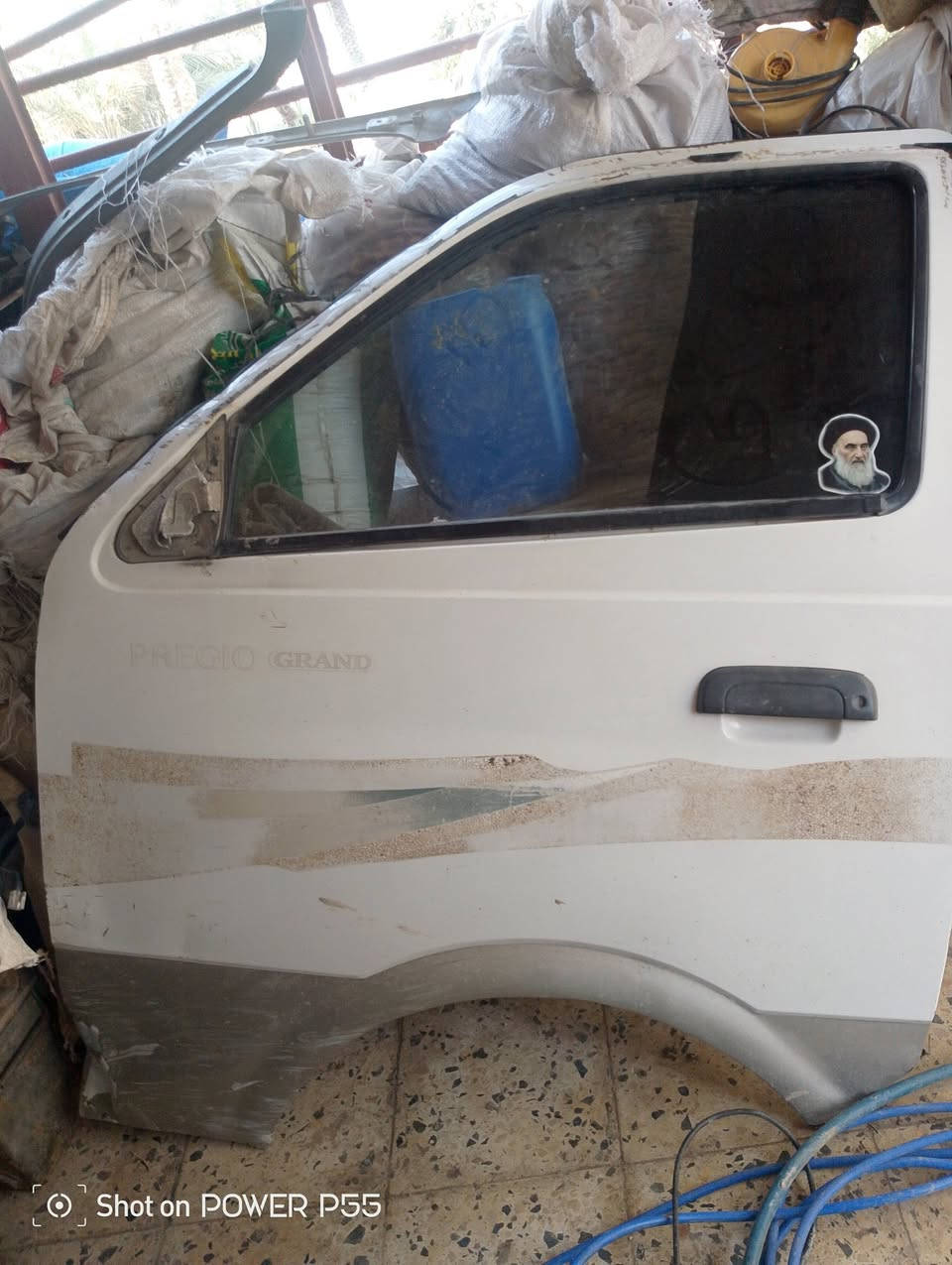 سلام عليكم باب بريجو البيع بي عواج من فوك فقط او ضربه من جوه استفسار على  ***********
