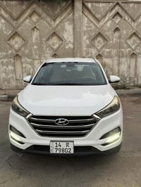 توسان 2016 خليجي قطعه صبغ وكصه البنيد فقط الباقي مكفول ماشية 140 الف  ...