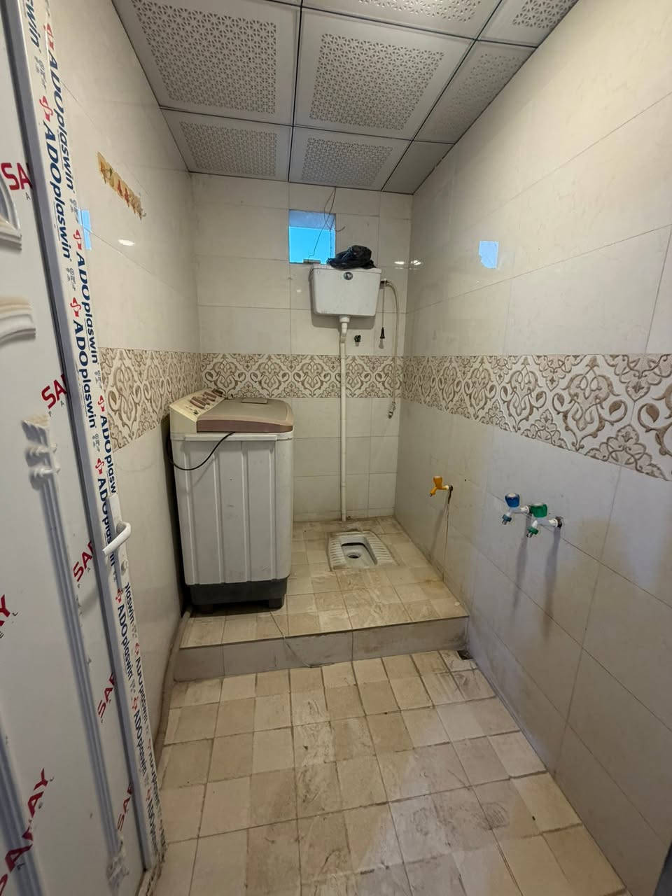 🔶(مشتمل طابق اول للايجار)🏡✅//  //
🔹(الموقع حي الاصدقاء قرب شارع بغداد)

🔸(يحتوي على/ غرفتين منام/ صاله/ مطبخ / صحيات / مخزن /صطح / ومن ضمن الاجار مطبخ وكاونترات كامل )

 
 // سعر الاجار (350) الف غير قابل للتفاوض //

🔻(عنوان شركة الجوادين للاستثمار العقاري )
 ( /الجنينه /نهاية /شارع المصلحه / قرب سوق الجبيلة ) 

//لطلب والاستفسار الاتصال على الارقام لتالي//

واتساب +اتصال ***********
واتساب + اتصال ***********
