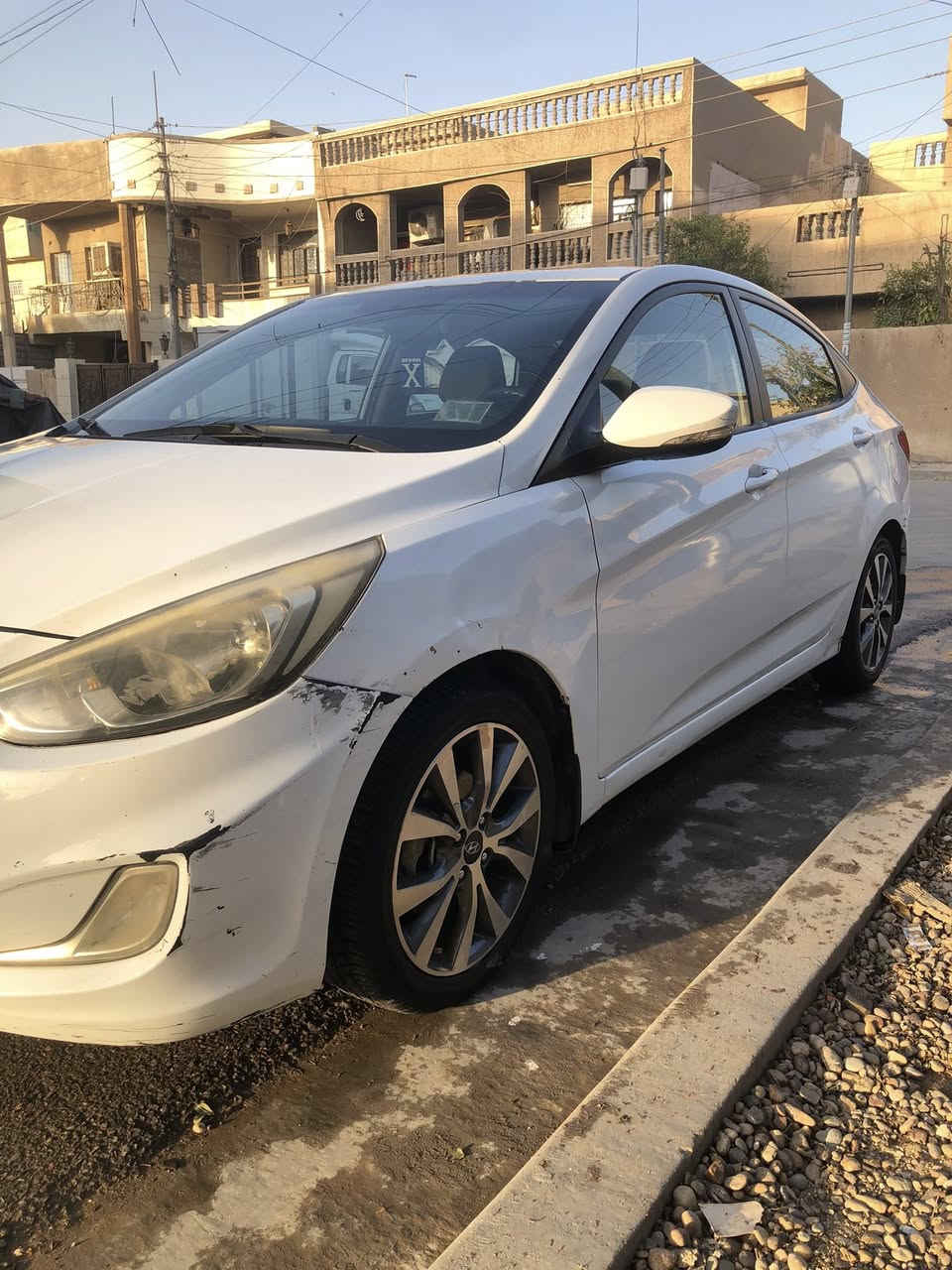 سلام عليكم اكسنت خليجي موديل 16 تفصيل سيارة بل سونار رقم بغداد محرك 1600 لعنوان بغداد تقاطع دروس سعر 95 وبيهه مجال شي قليل ***********
