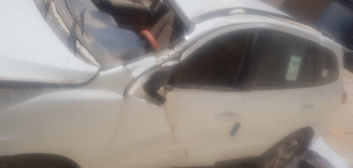 سنتافي مديل ١٢ حادث للبيع محرك ٦سلندر رقم نجف السعر ٧٥ ورقه تواصل خاص


**إذا كنت صاحب هذا الإعلان وتريد حذفه لأي سبب، رجاءا أرسل رسالة إلى الدعم الفني**