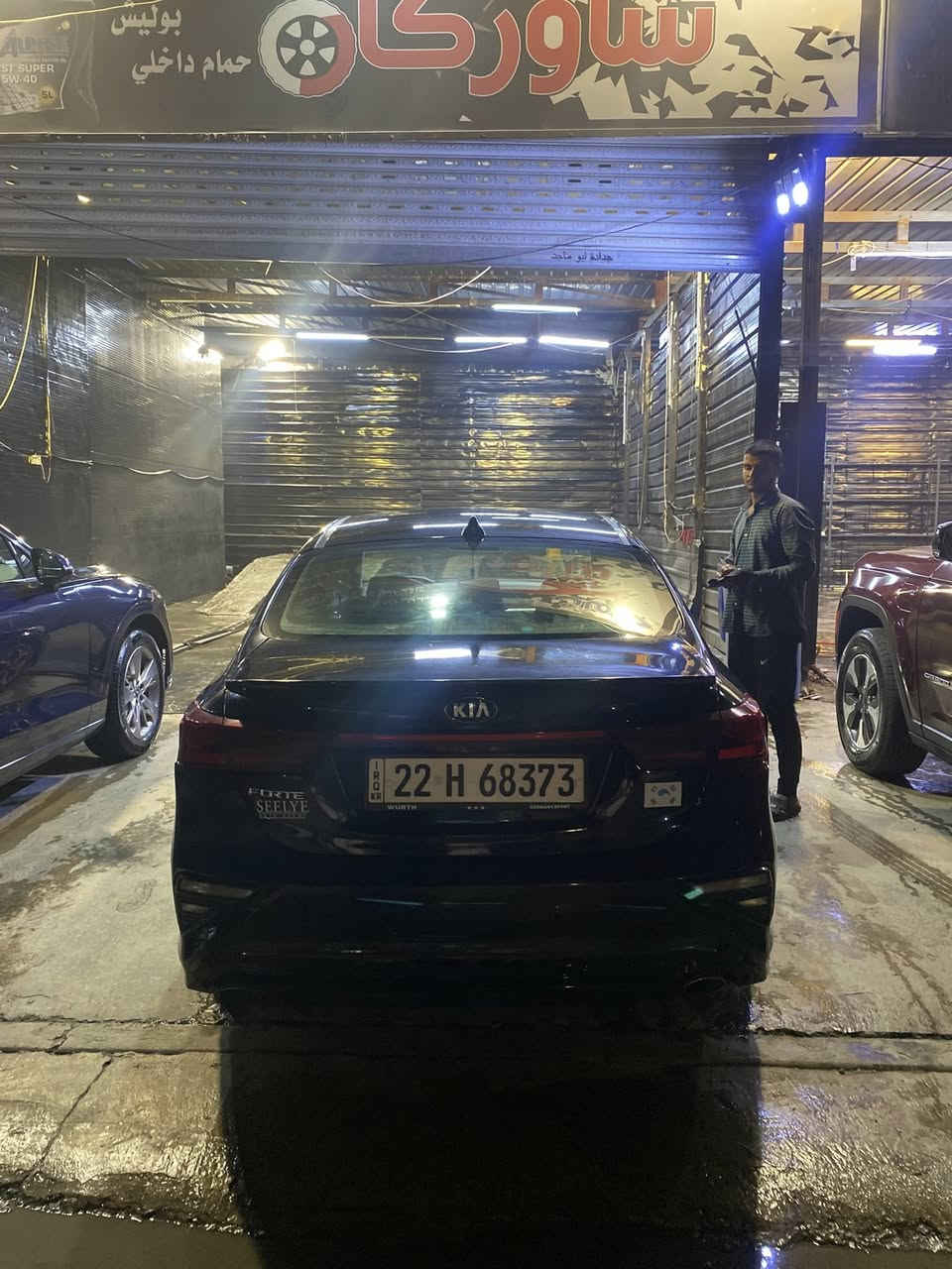 كيا فورتي 2019 ماشية 85ميل حادث موجود بصورة 
و بية بارد جاملغ سايق و جاملغ خلفي بدون دواخل و شواصي مكاني حي الجامعة *********** 115 بية مجال
