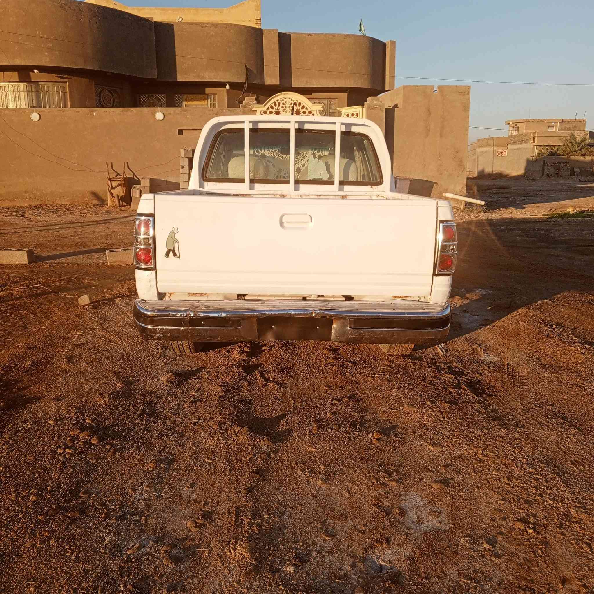 للبيع بيكم كنو 2006   ادوات 
واسط ناحيه جصان 
***********
