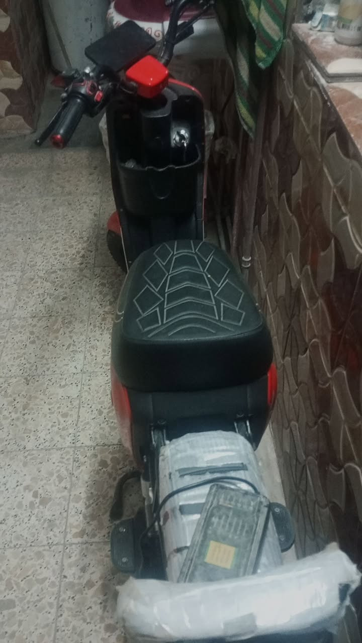 دراجه شحن مكفوله م̷ـــِْن كلشي ڱڵـه. شغاله الامكان الغراف سعر400 وبيه مجال *********** هاذه رقمي وبي واتساب
