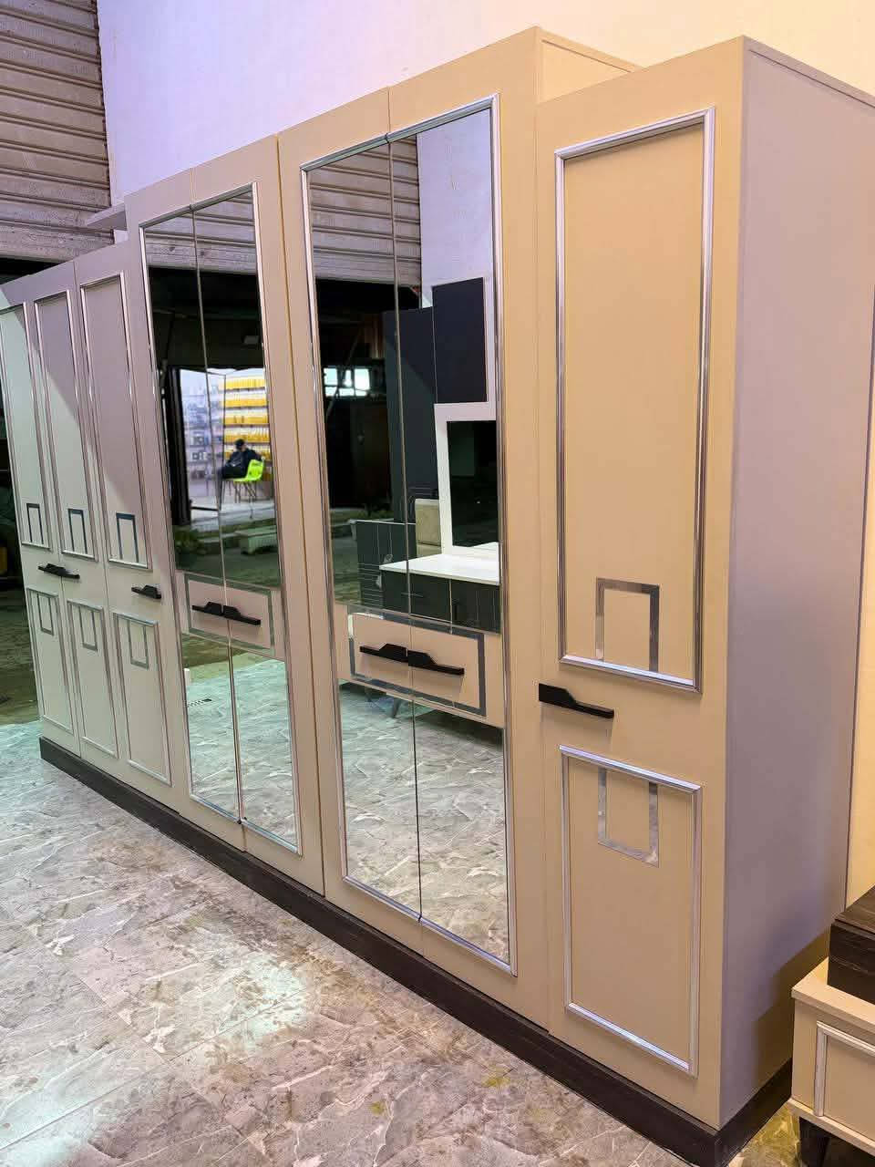 غرفة🇹🇷تركي  نضام حديث  10 قطع صبغ حراري ✨
ابواب 🚪🚪  برغي وجوي حديد كنتور منفصل  
نضافة 90٪💯
السعر 950 
شد ونقل داخل بغداد مجاني محافظات بكروة 🚛


**إذا كنت صاحب هذا الإعلان وتريد حذفه لأي سبب، رجاءا أرسل رسالة إلى الدعم الفني**