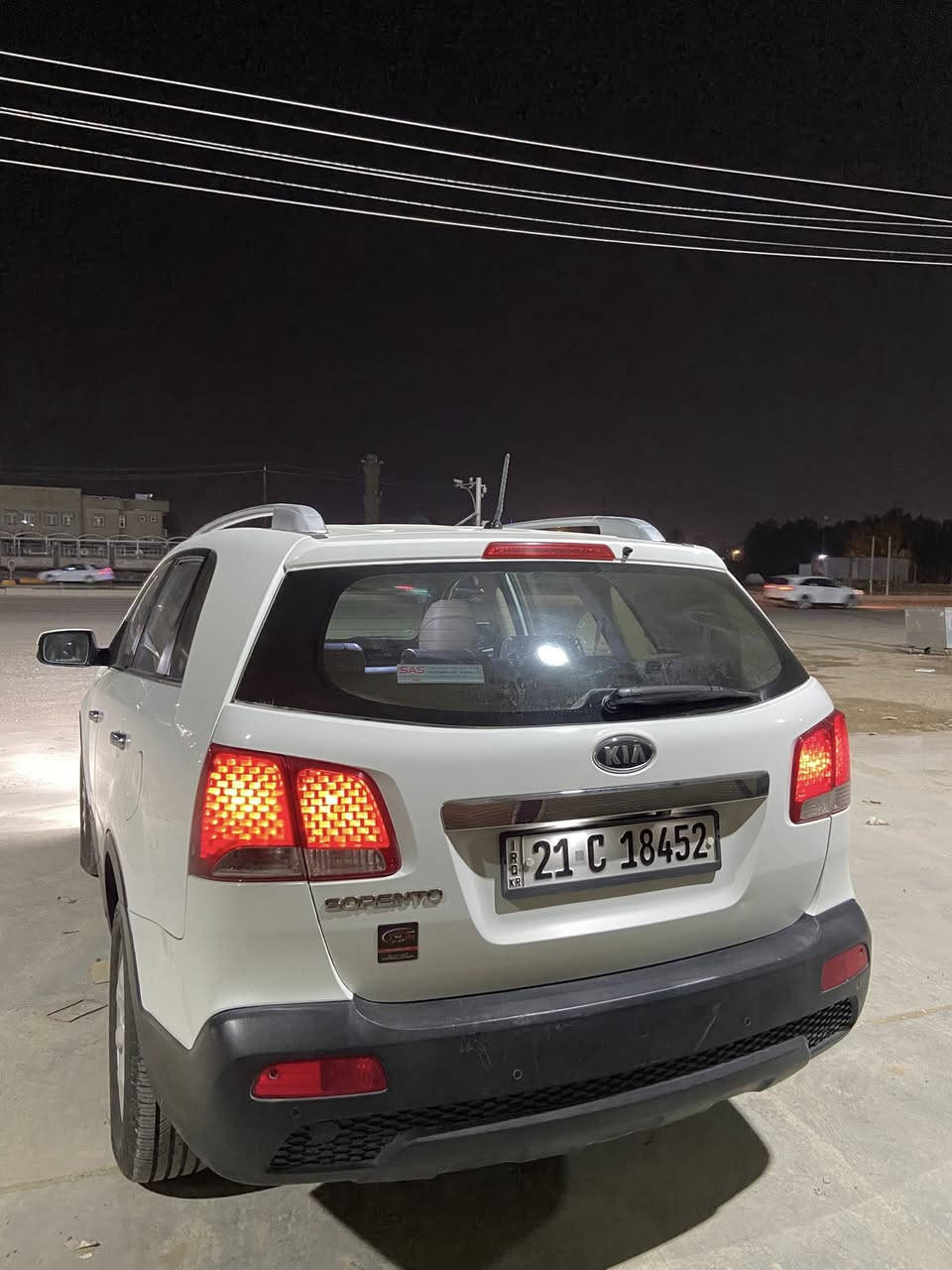 السلام عليكم ورحمة الله وبركاته 
سورنتو 
2012
خليجي 
مكفوله كفاله عامه 
موصفات السورنتو معروفه
السياره 7 راكب 
محرك 4 سلندر
صدر ومكينه وتخم تاير كله جديد بل باكيت 
نضافه السياره 100% 
رقم سليمانية رقم دولي جديد 
باسمي السياره تحويل ثاني يوم 
مكان السياره ديالى بعقوبه 
للاستفسار:***********
