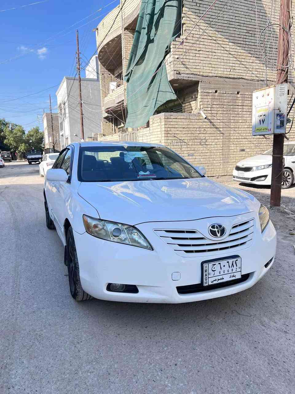 كامري 2009 امريكي محرك 2400

4 سلندر ضربتها بالجنطة مصبوغة عام
 كلها ليبل واحد مابيها اي قطعه تبديل
بيها صوت بالمكينة بالدوس يبين

تبريد ثلج

تحكم ستيرن جهتين

مثبت سرعة

كشن سايق كهرباء

حساسات خلفية

كامرة+شاشة ايباد

لايت زنون

تحويل ثاني يوم السعر ٧٨ وبيها مجال

***********
مكان السيارة بغداد
