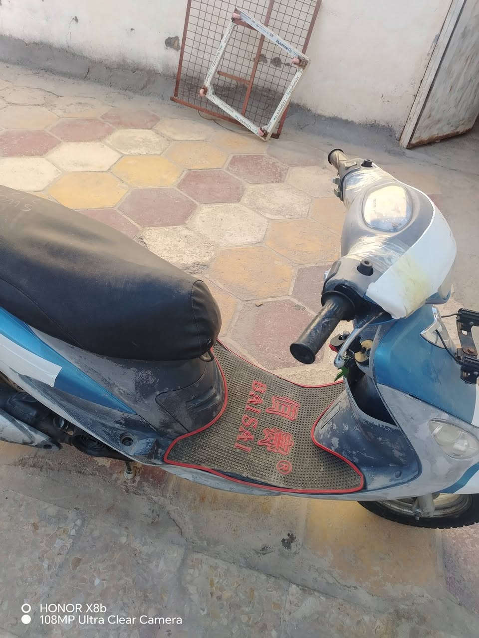 دراجة ماكس منغولي رمبه شرط مافتوح محركه السعر ٨٥٠وبيه مجال رقم الهاتف ***********
