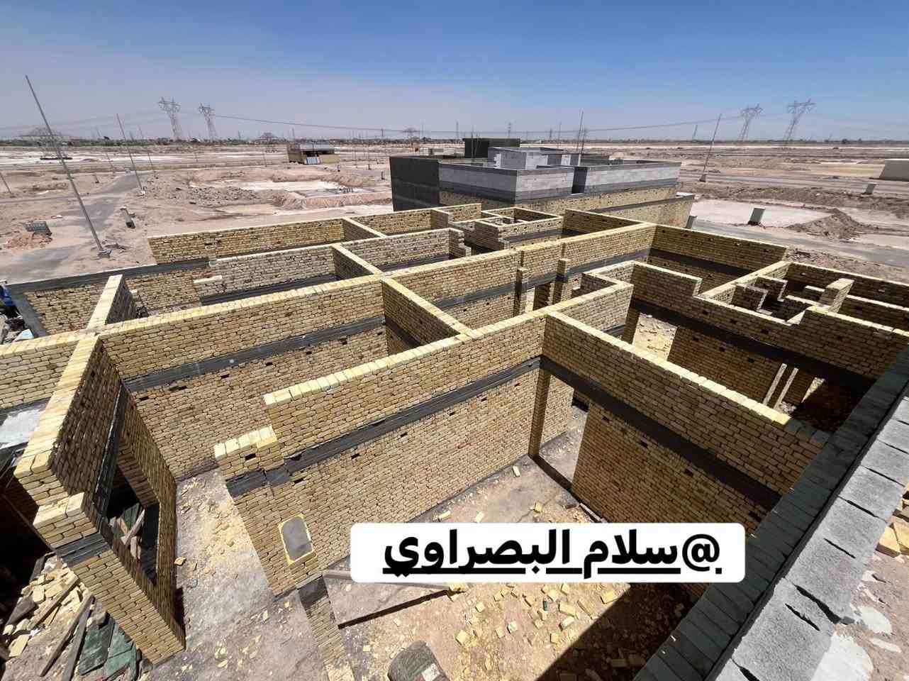 #الحمدلله تم اكمال الطابق الارضي مساحة320متكونه من دارين 160.160الطوبة والنخيلة الخلفةسلام البصراوي
للاستفسار ***********
