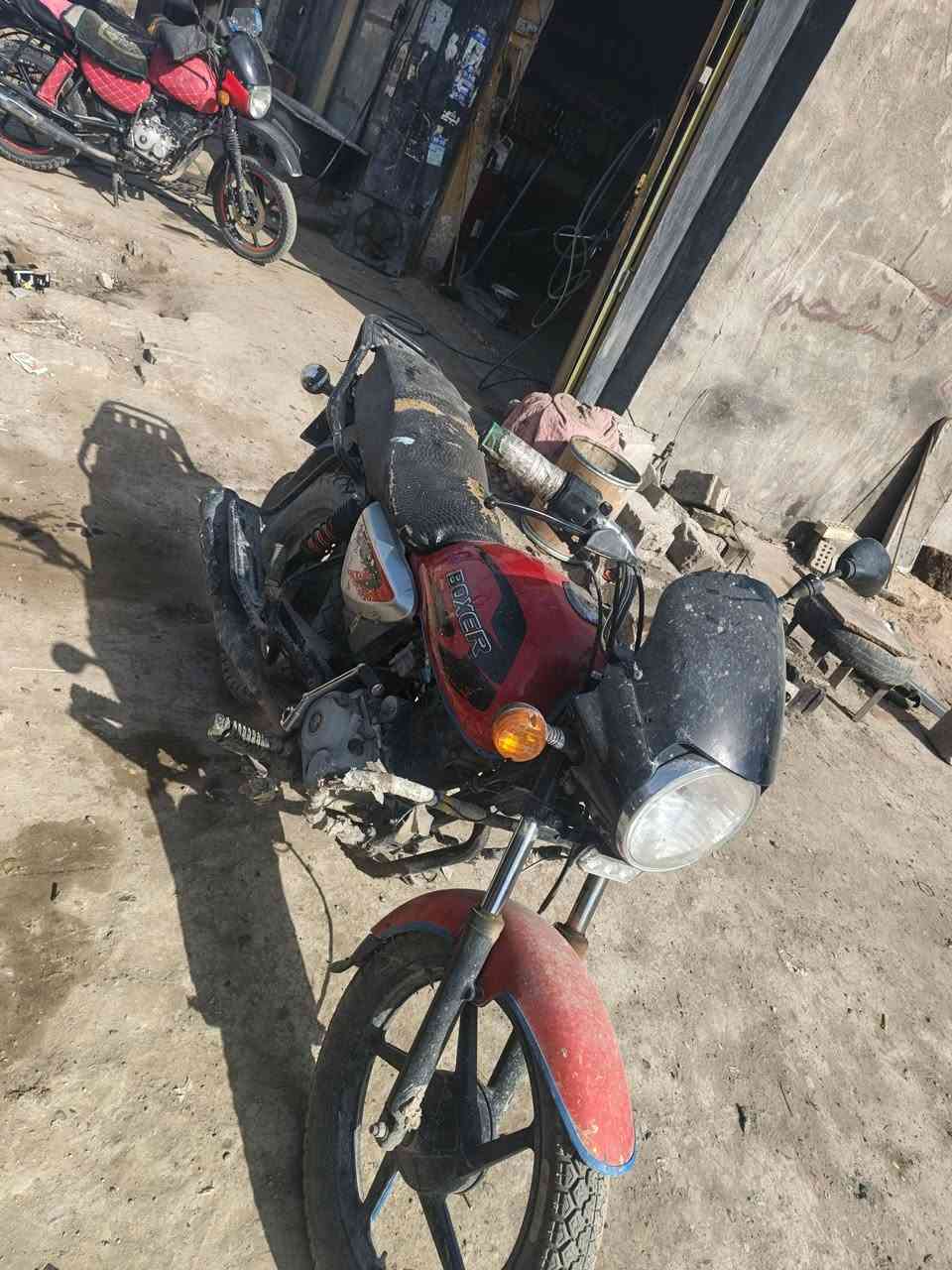 سلام عليكم.
عندي هذا ال دراجه موديل 2022 
مرقم أو بسمه أو ال دراجه حلوه يرادله تجفيت أو يرادله ترتيب شويه ***********
 سعره 1550 إبيه مجال
