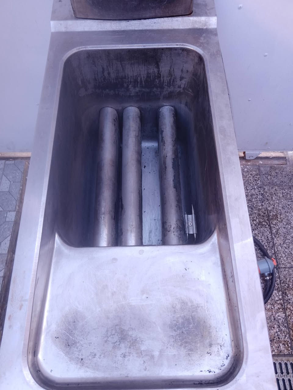 قلايه غازيه 3 مدافع شغاله حساساتها وجداحتها وعالفحص
سعرها ب300
بغداد الاعظمية 
‏‪***********‬‏
