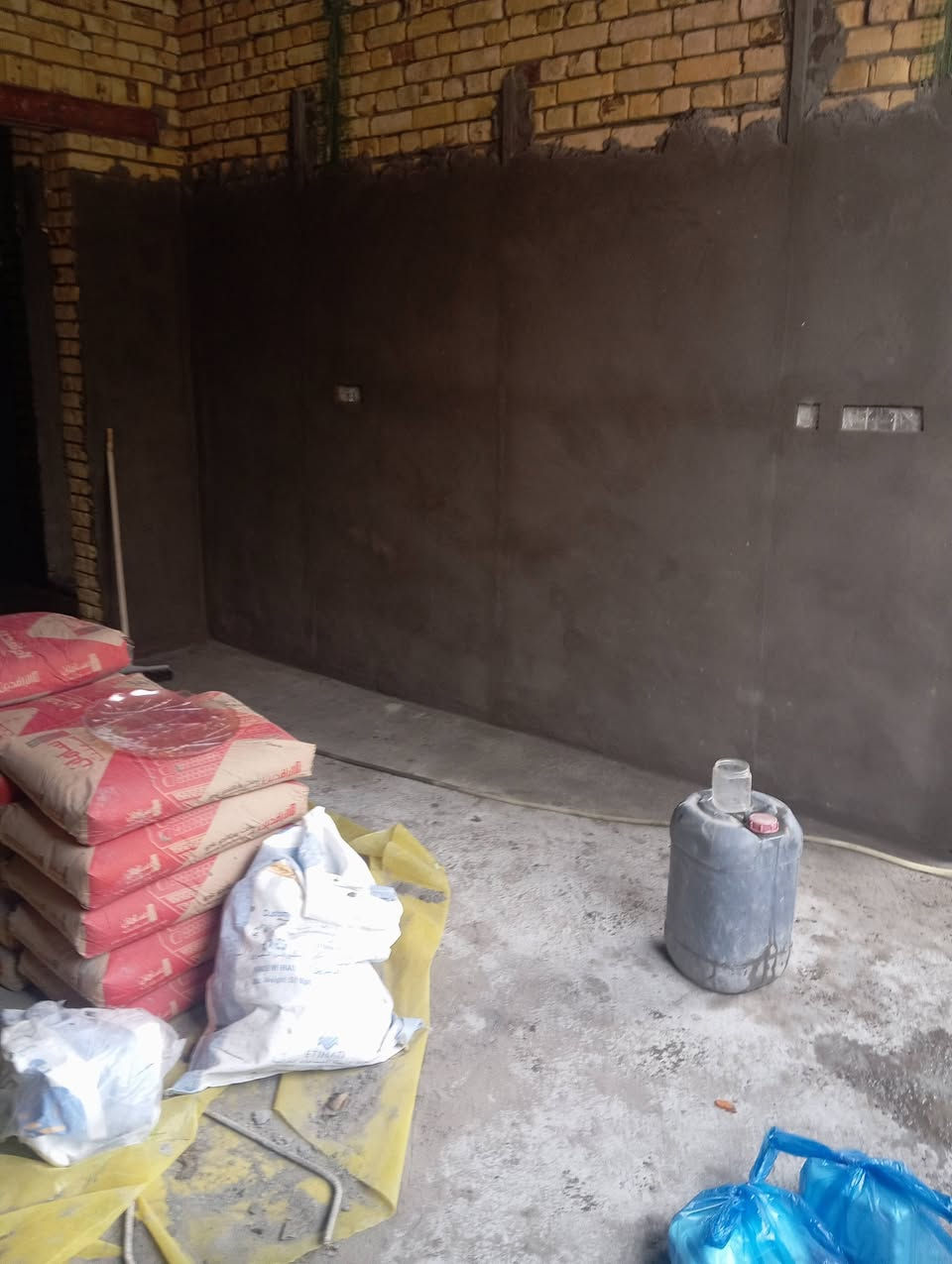 كادر لبخ سمنت جص مخمر ع متر وقطعي
***********
***********
