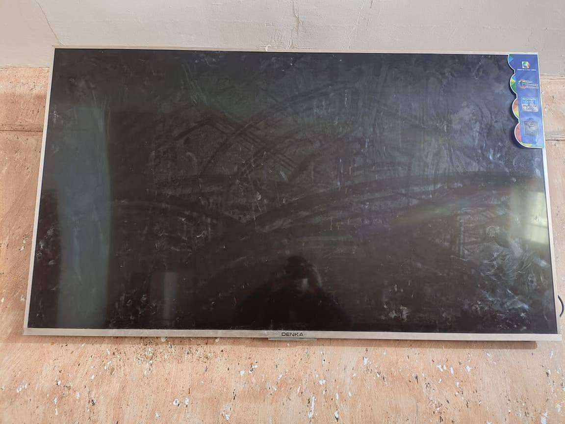 توجد بلازمة حجم 75 دنكة للبيع وكذلك سبلت عمودي جنرال طنين ونصف ولمزيد من التفاصيل التواصل عبر الرقم التالي ***********.
